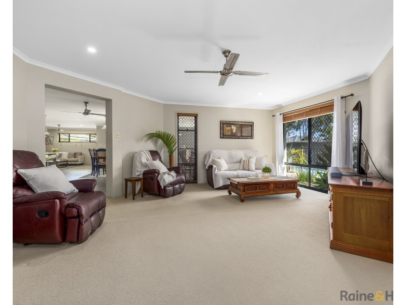 2 Yamba Street, Pottsville NSW 2489