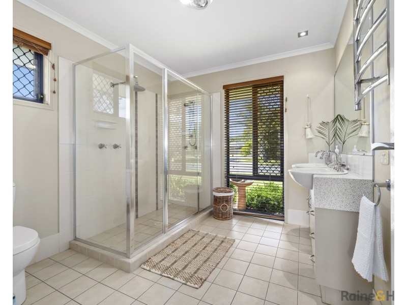 2 Yamba Street, Pottsville NSW 2489