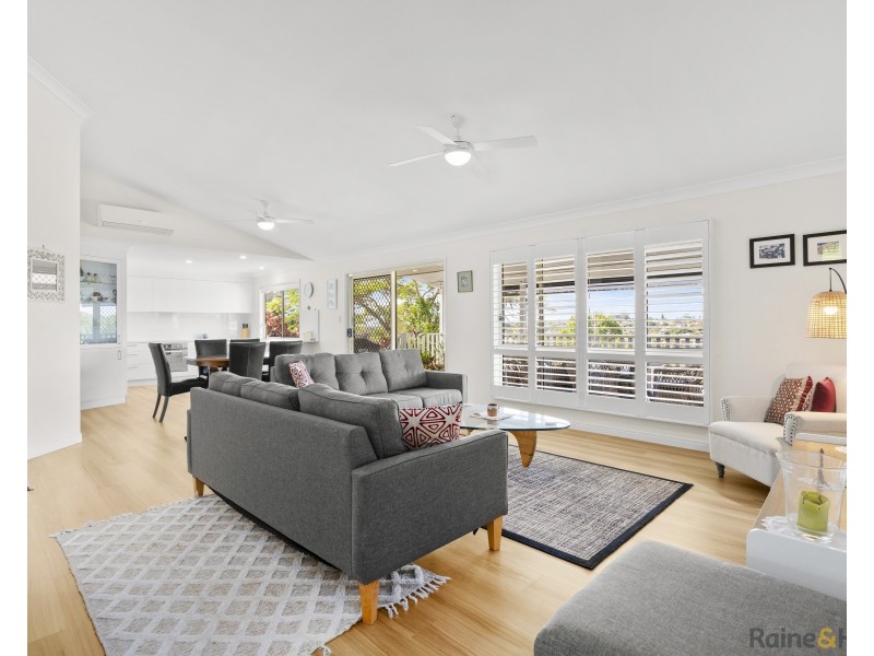 13 Tyrone Terrace, Banora Point NSW 2486