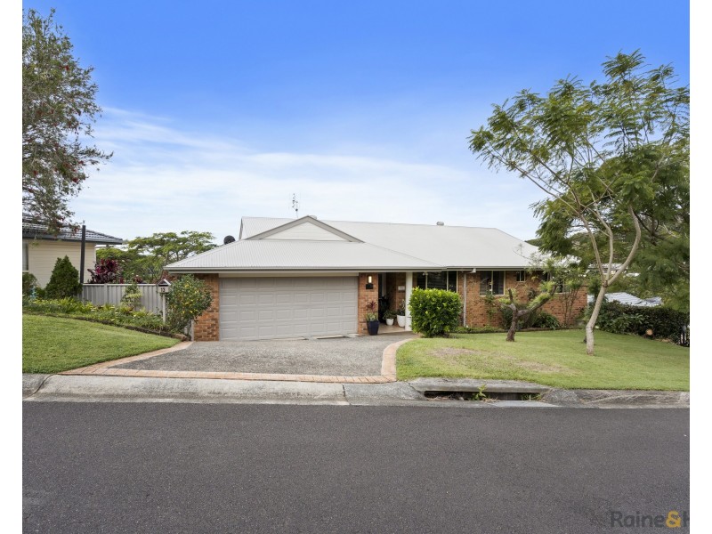 13 Tyrone Terrace, Banora Point NSW 2486