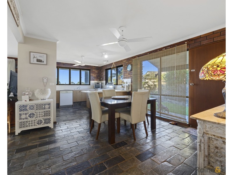 6 Seabrae Court, Pottsville NSW 2489