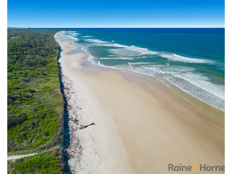 6 Seabrae Court, Pottsville NSW 2489