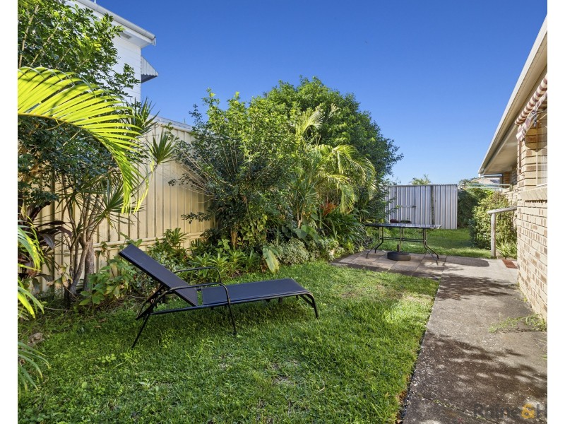 2/7 Beatrice Court, Pottsville NSW 2489