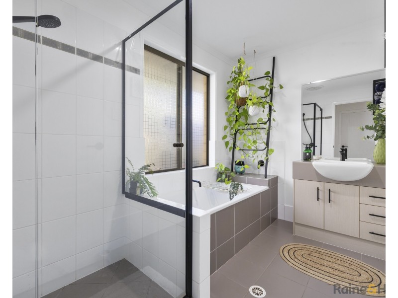 65 Newcastle Drive, Pottsville NSW 2489