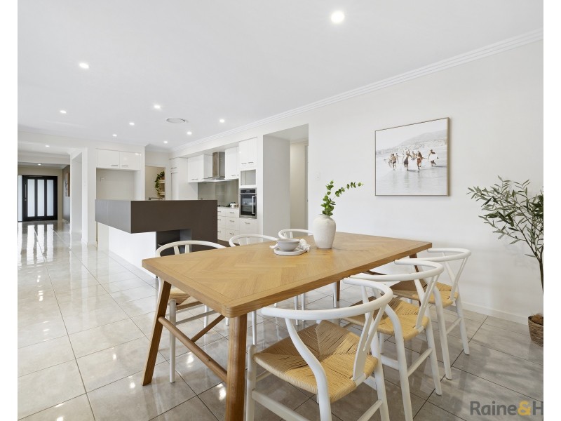 14 Lennox Circuit, Pottsville NSW 2489