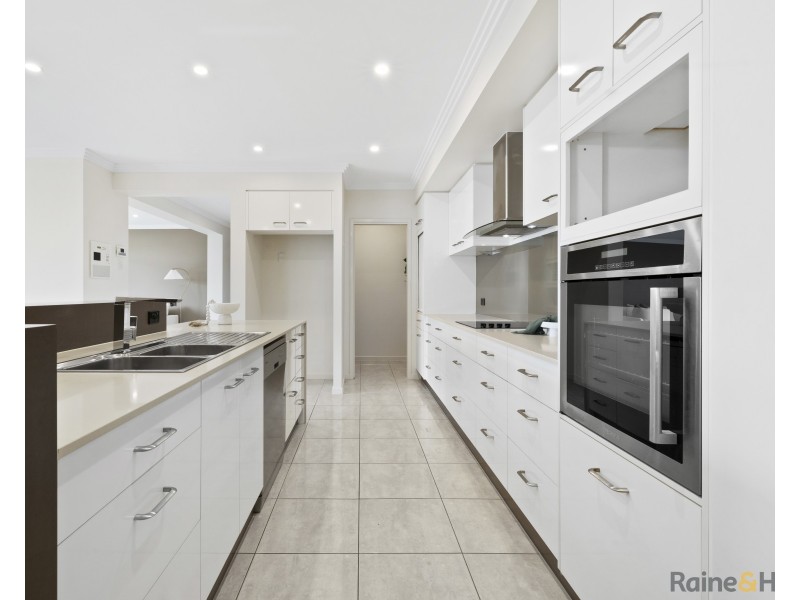 14 Lennox Circuit, Pottsville NSW 2489