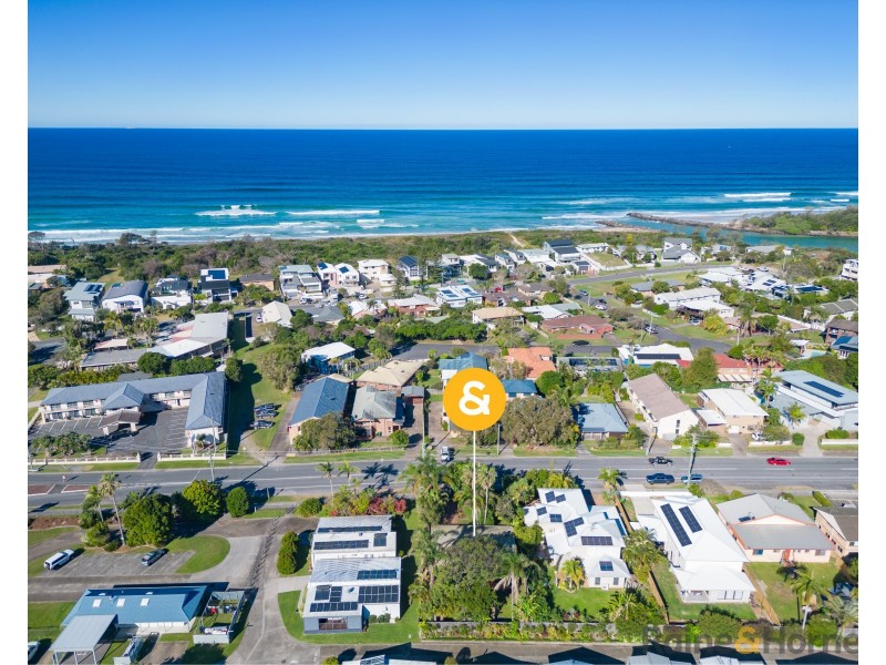 25 Tweed Coast Road, Pottsville NSW 2489