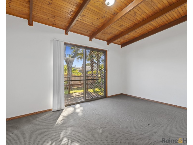 25 Tweed Coast Road, Pottsville NSW 2489