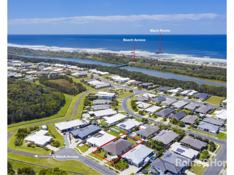 18 Toshack Place, Pottsville NSW 2489