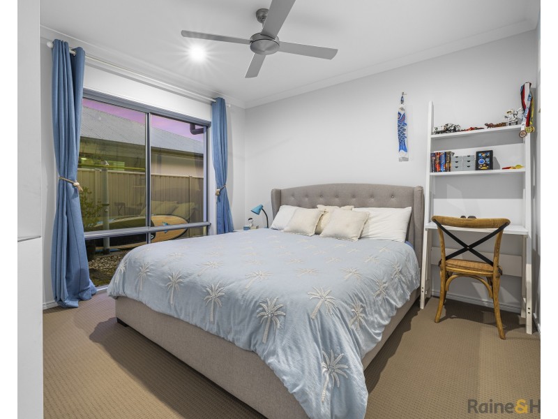 18 Toshack Place, Pottsville NSW 2489