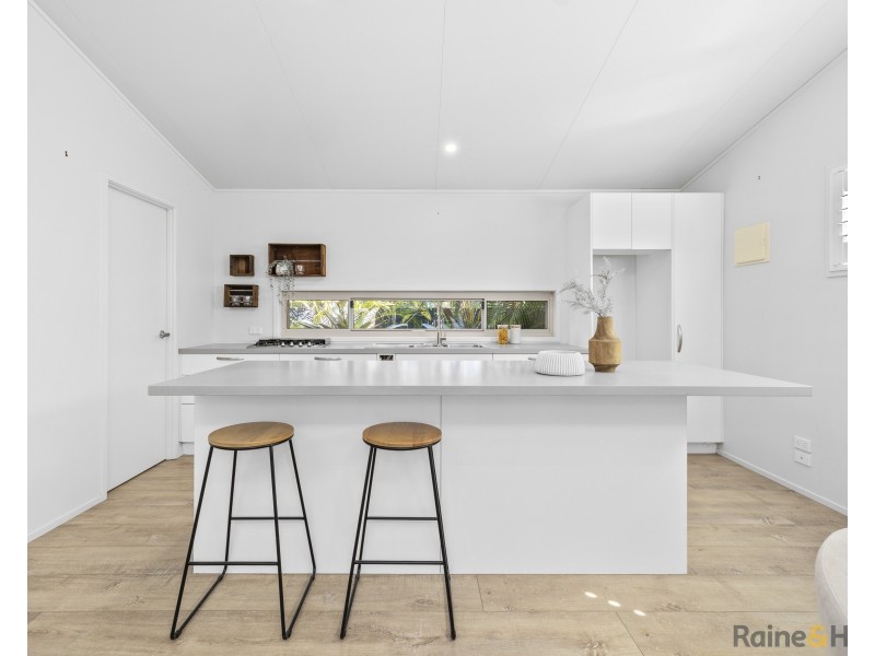 5 Warne Place, Pottsville NSW 2489