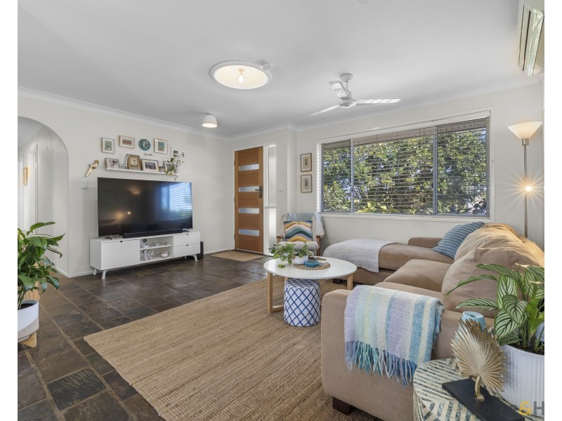 34 Andrew Avenue, Pottsville NSW 2489