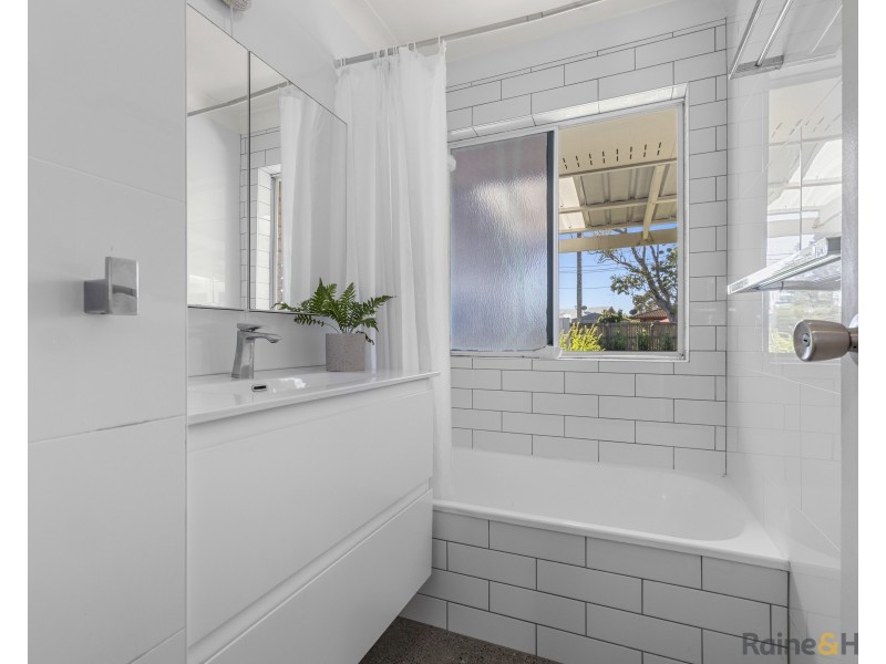 34 Andrew Avenue, Pottsville NSW 2489