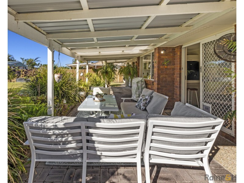 34 Andrew Avenue, Pottsville NSW 2489