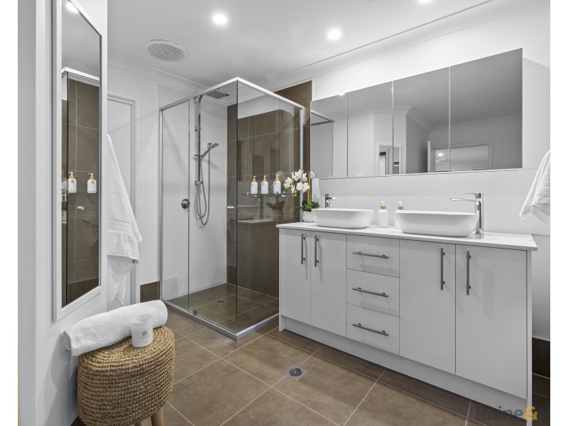 8 Terrigal Street, Pottsville NSW 2489