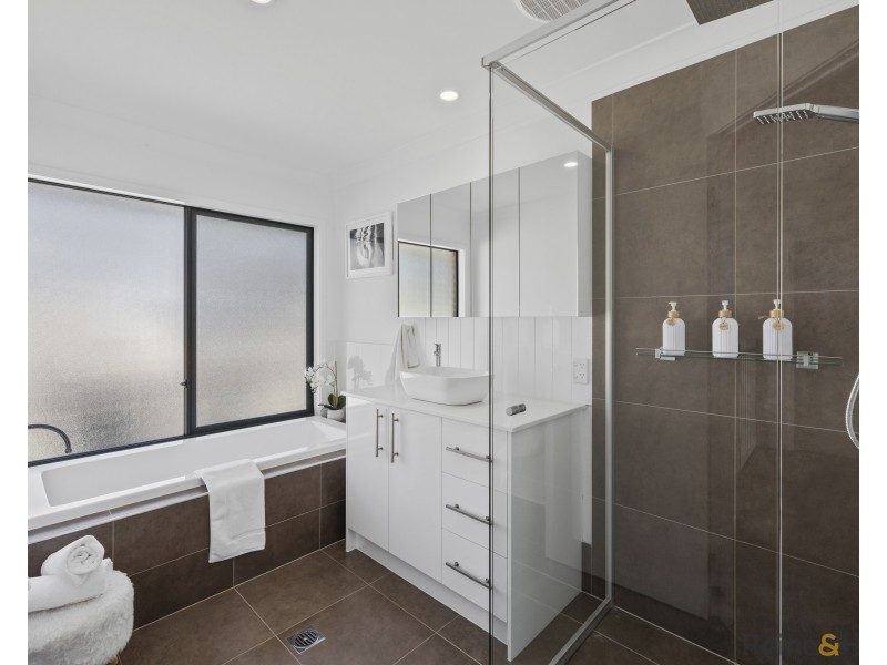 8 Terrigal Street, Pottsville NSW 2489