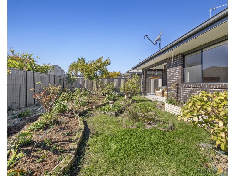 1/111 Lennox Circuit, Pottsville NSW 2489