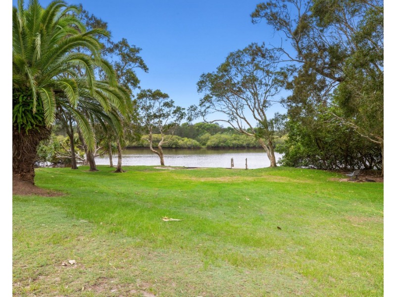 2/92 Overall Drive, Pottsville NSW 2489