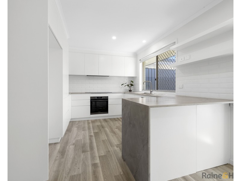 8 Victoria Avenue, Pottsville NSW 2489