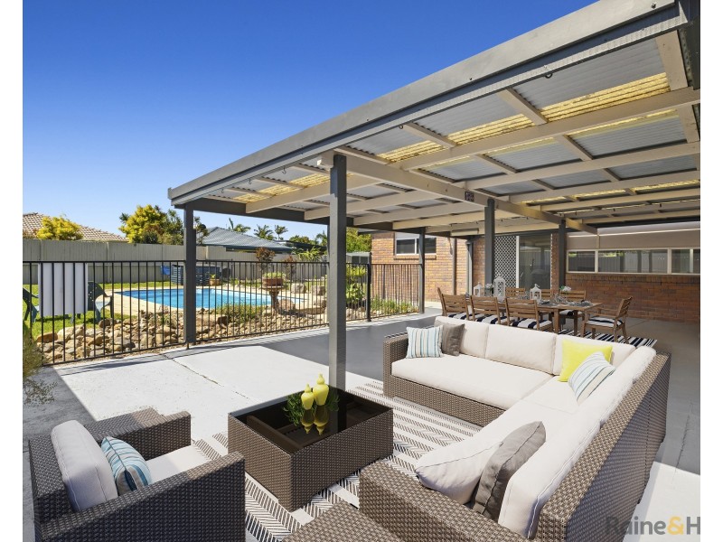 30 Andrew Avenue, Pottsville NSW 2489