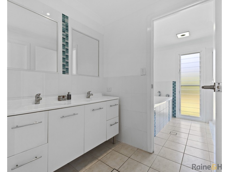30 Andrew Avenue, Pottsville NSW 2489