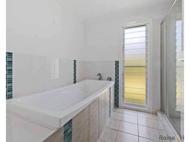 30 Andrew Avenue, Pottsville NSW 2489