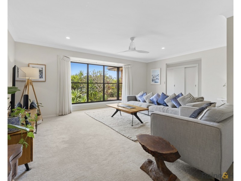 42 Edward Avenue, Pottsville NSW 2489