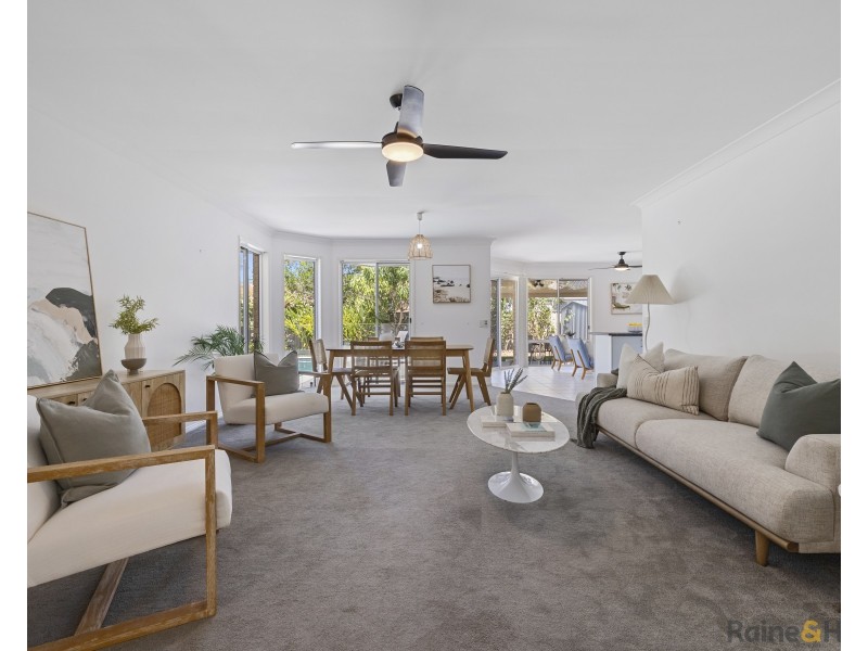 10 Miller Place, Pottsville NSW 2489