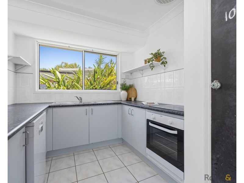 10 Miller Place, Pottsville NSW 2489