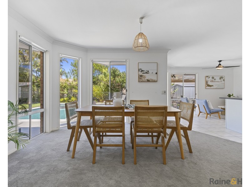 10 Miller Place, Pottsville NSW 2489