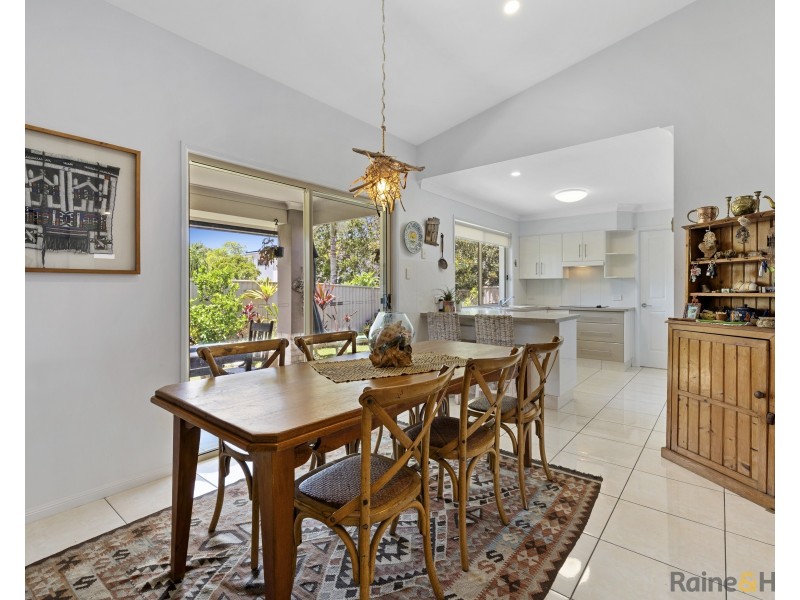 2/22 Newcastle Drive, Pottsville NSW 2489