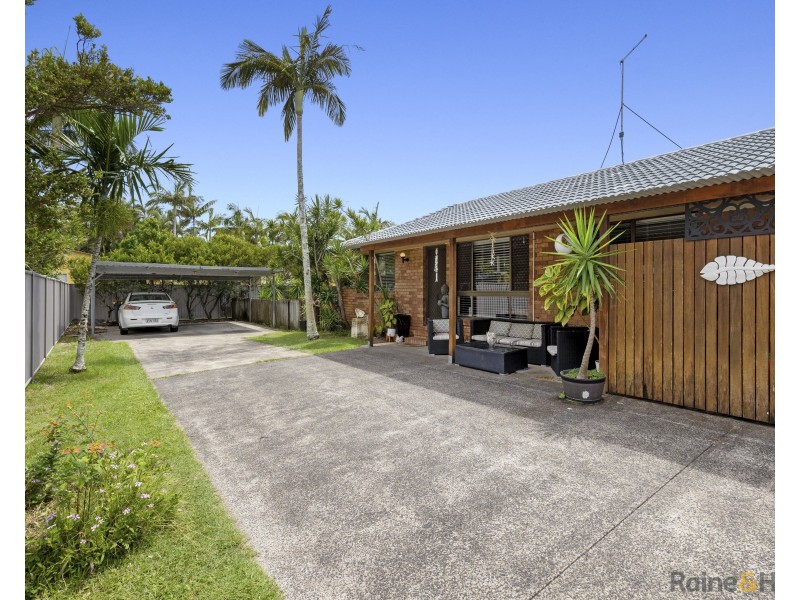 1/7 Creek Street, Hastings Point NSW 2489