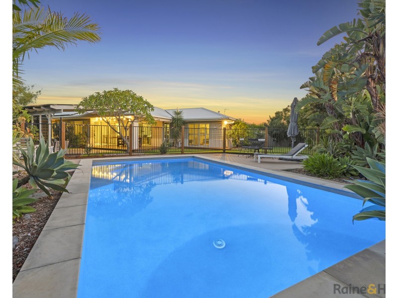 14 Hassett Drive, Pottsville NSW 2489