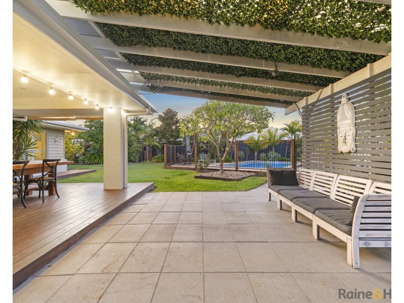 14 Hassett Drive, Pottsville NSW 2489