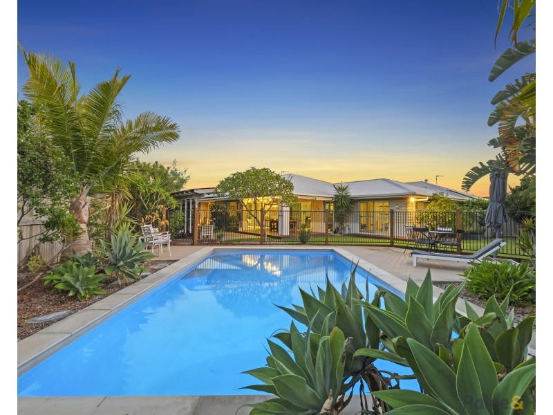 14 Hassett Drive, Pottsville NSW 2489