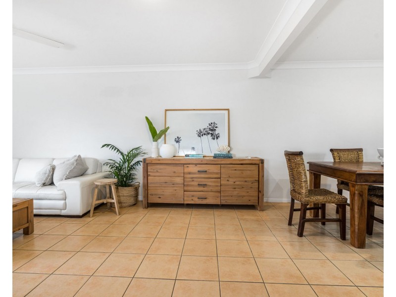 2/2 Seabrae Court, Pottsville NSW 2489