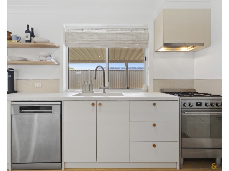 2/28 Andrew Avenue, Pottsville NSW 2489