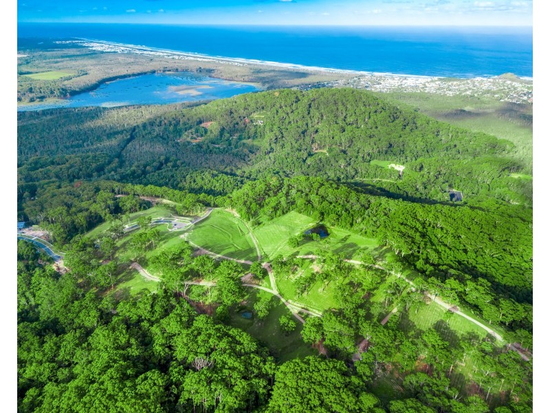 Emerald Mountain View, Tanglewood NSW 2488
