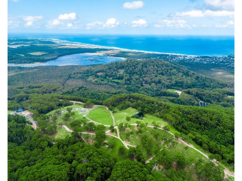 Emerald Mountain View, Tanglewood NSW 2488