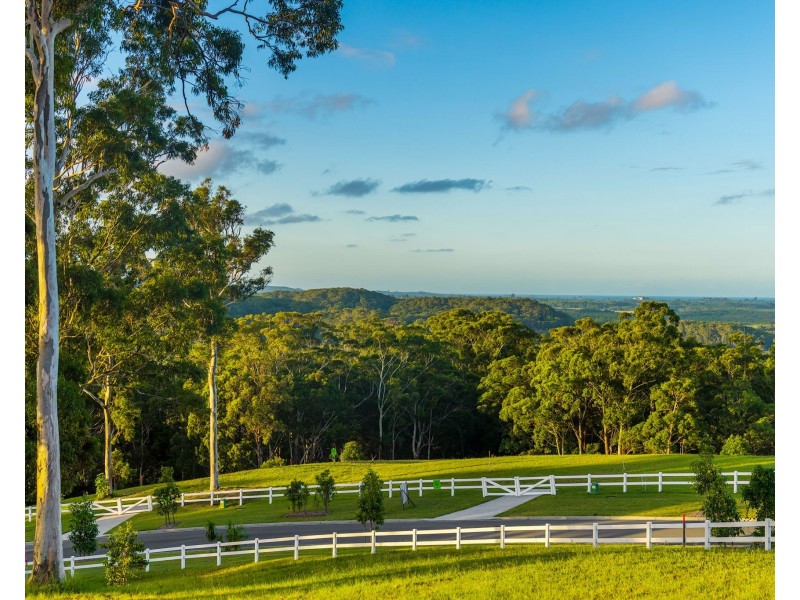 Emerald Mountain View, Tanglewood NSW 2488