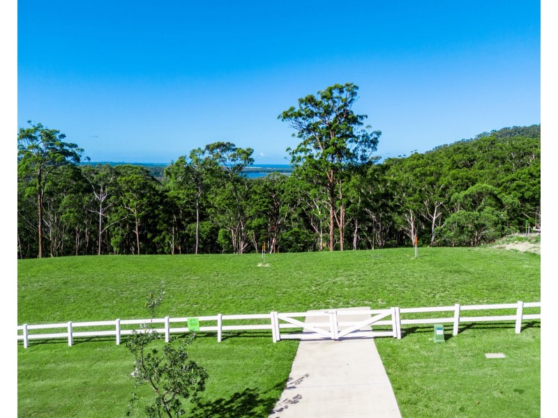 Emerald Mountain View, Tanglewood NSW 2488