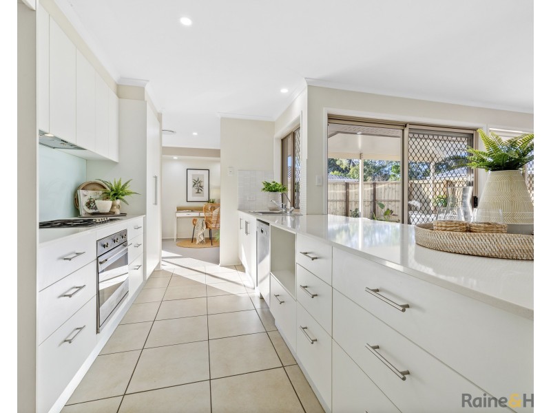 1/7 Edward Avenue, Pottsville NSW 2489