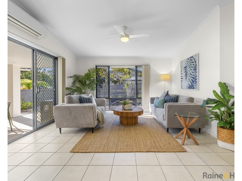 1/9 Suffolk Parade, Pottsville NSW 2489