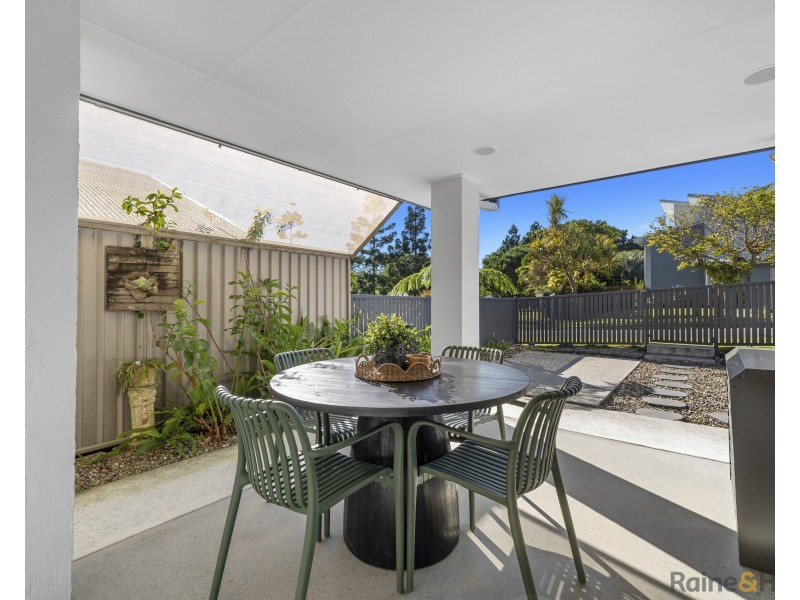 1/9 Suffolk Parade, Pottsville NSW 2489