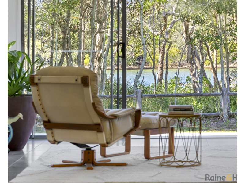 17 Overall Drive, Pottsville NSW 2489