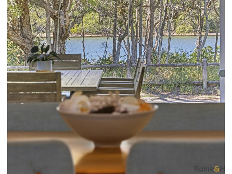 17 Overall Drive, Pottsville NSW 2489