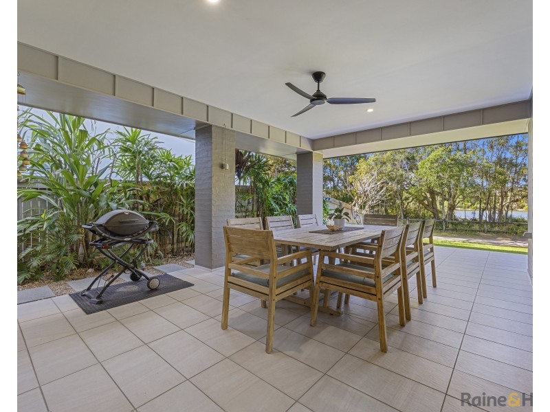 17 Overall Drive, Pottsville NSW 2489