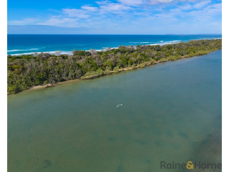 17 Overall Drive, Pottsville NSW 2489