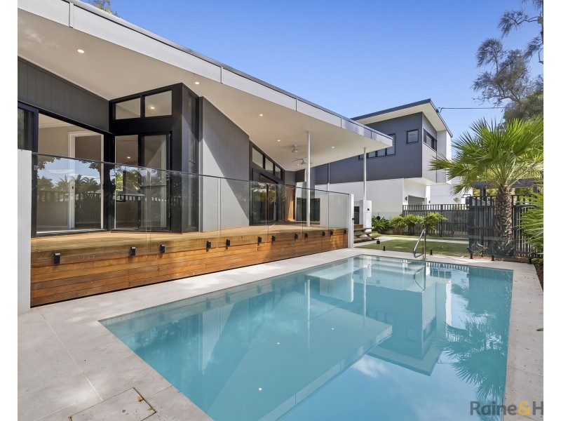 4 Creek Street, Hastings Point NSW 2489