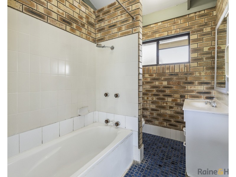 16 Elfran Avenue, Pottsville NSW 2489